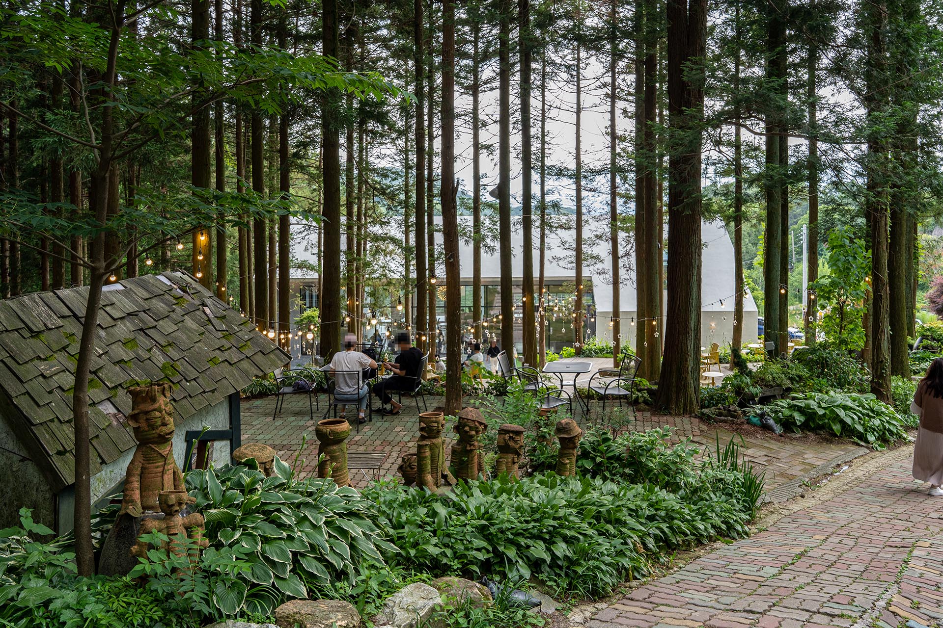 아이리 야외 공간