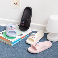 여름대비 슈콤마보니 샌들 추천 BEST 5- Bunny Slipper(black)
