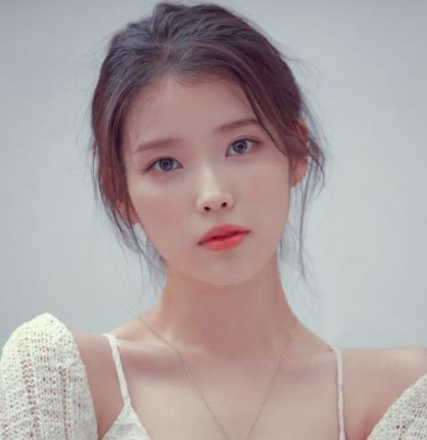 아이유 나이 프로필 드라마 '21세기 대군부인' 변우석 케미, 이종석 근황 총정리