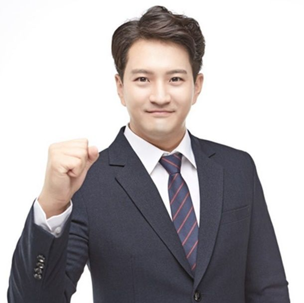 전용기 국회의원