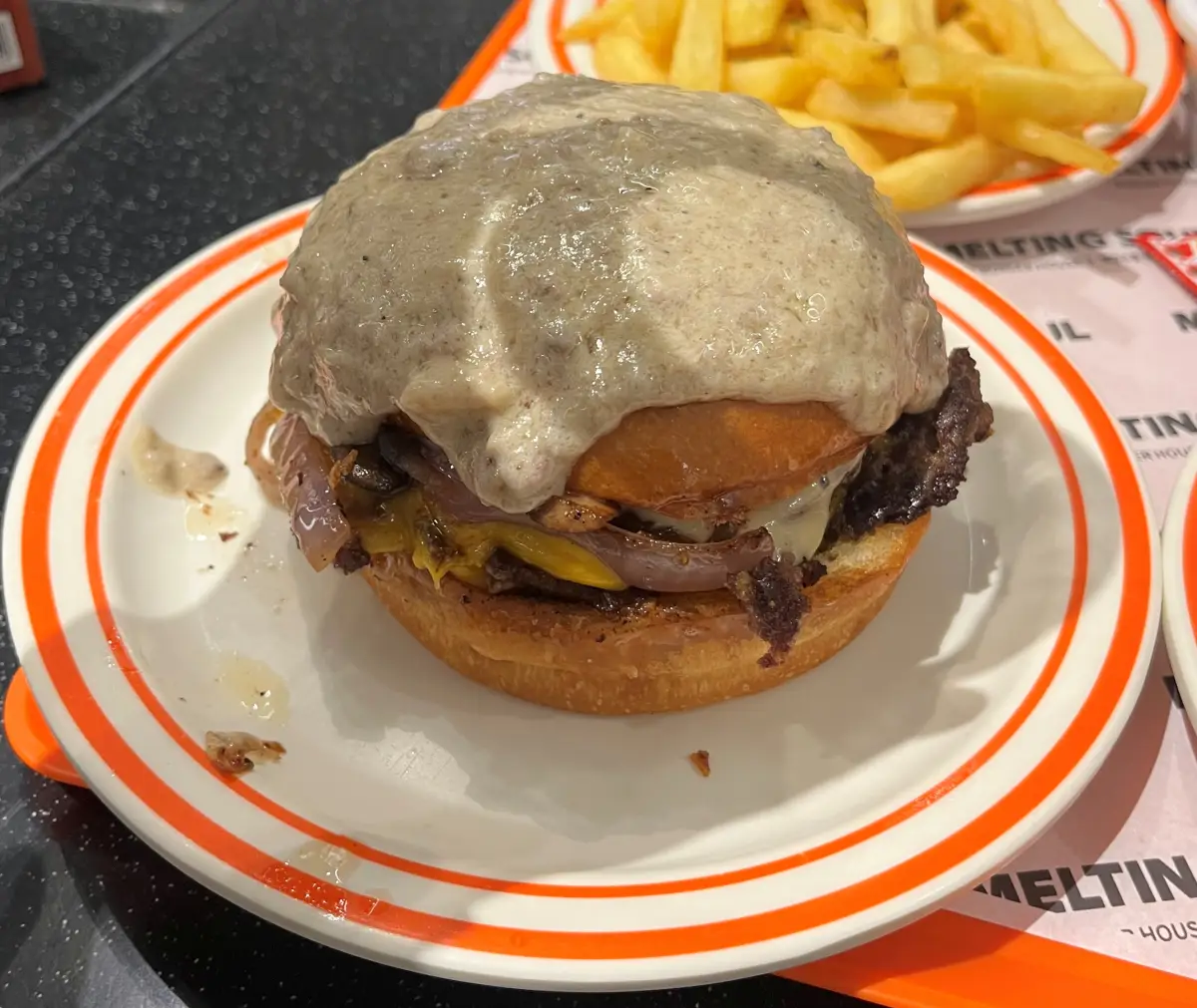 멜팅소울-멜팅화이트라구버거-소스