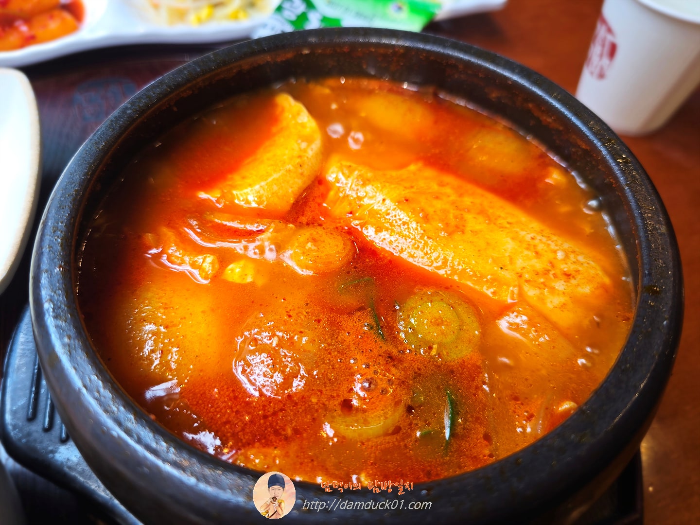 찌개정식(고기듬뿍순두부찌개)