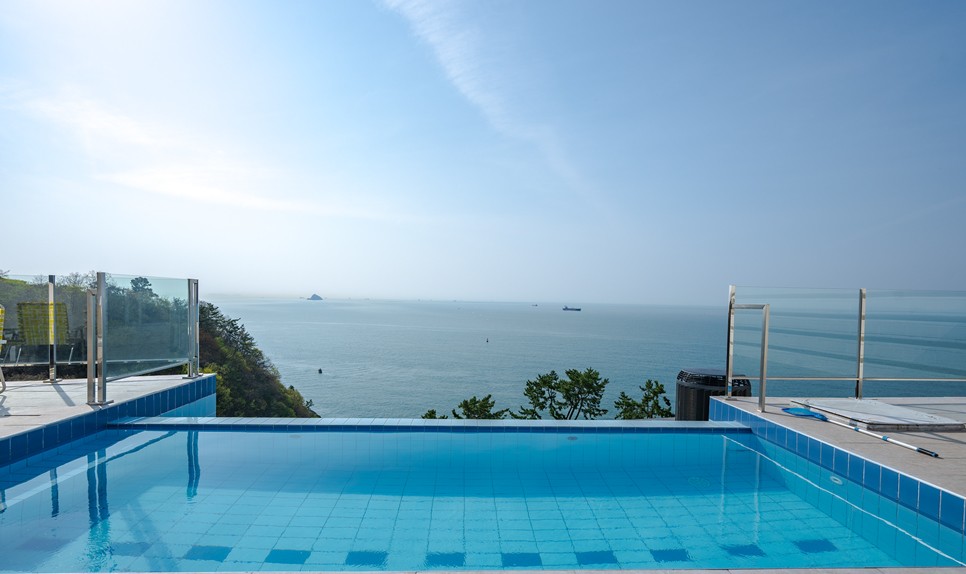 남해 풀빌라 펜션 윤슬