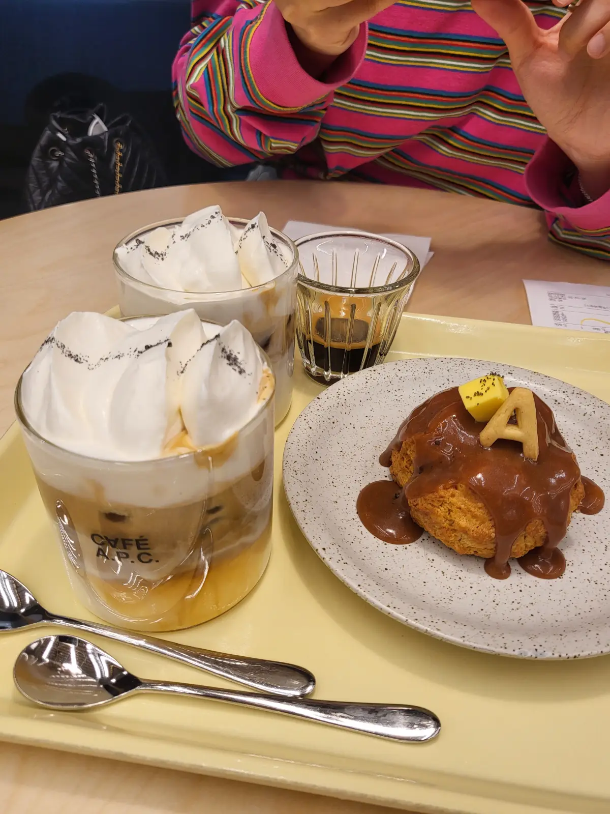 롯데백화점-동탄점-카페-A.P.C