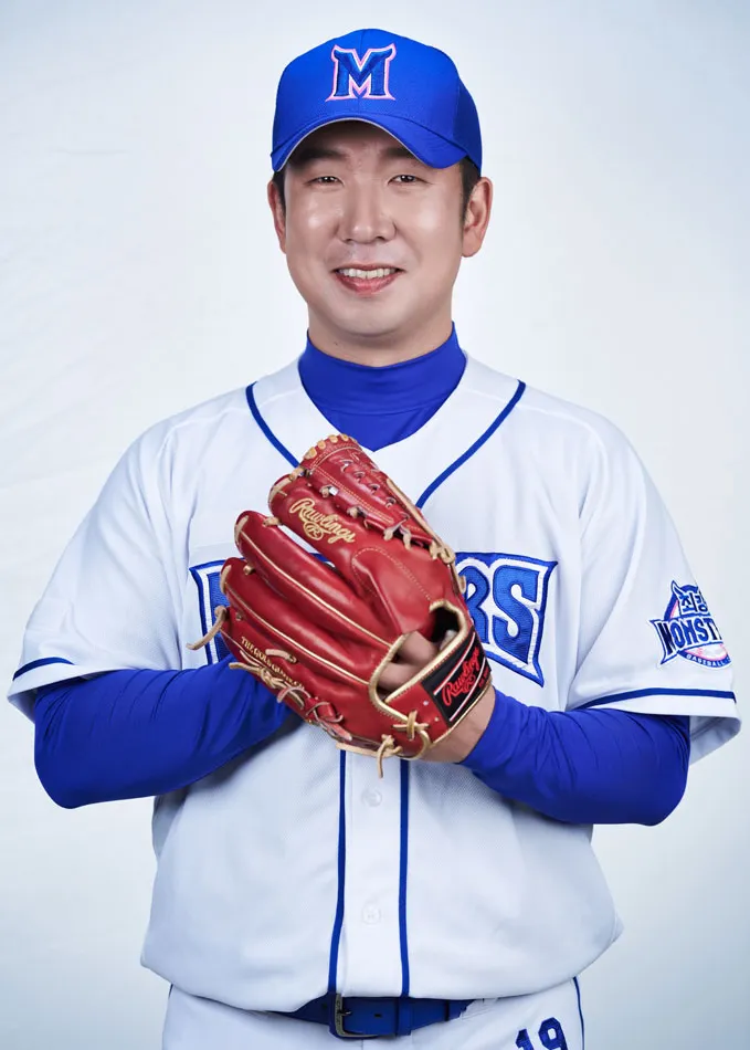 최강야구 선수단 사진