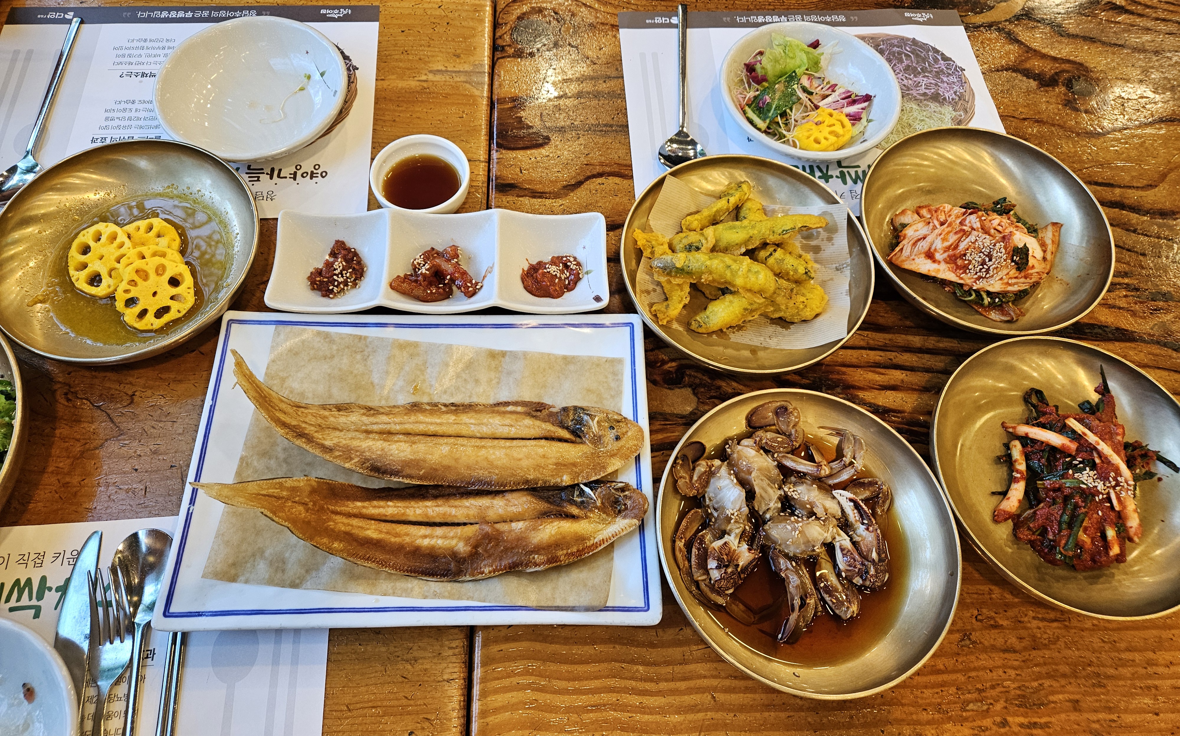 청담추어정-무병정식-서대구이-황게장-미꾸리고추튀김-젓갈