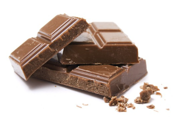 초콜릿 조각들.