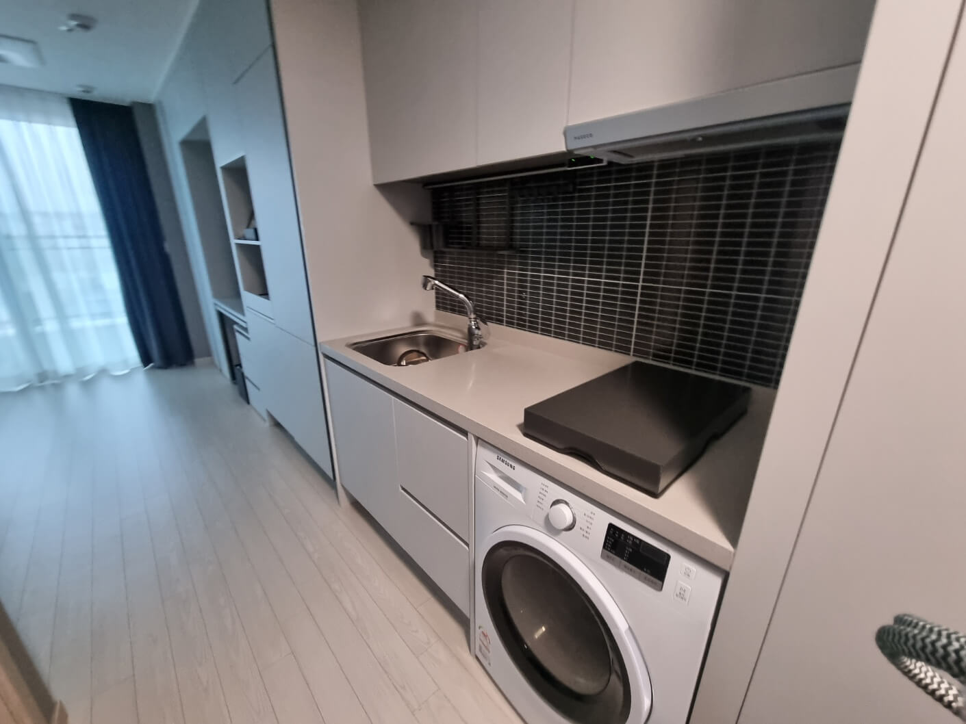 주방및거실모습