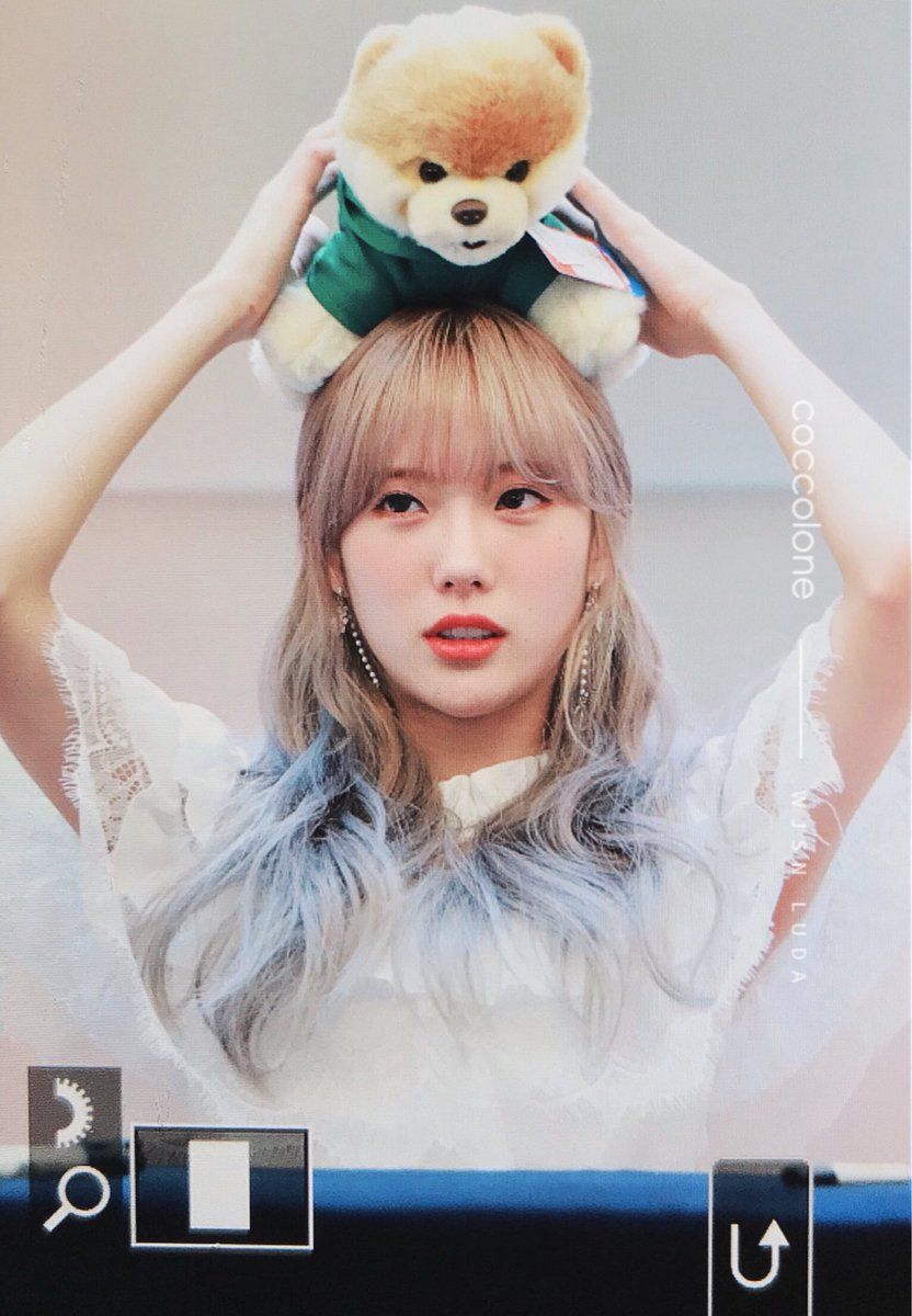 우주소녀 루다 인스타그램 사진 몸매
