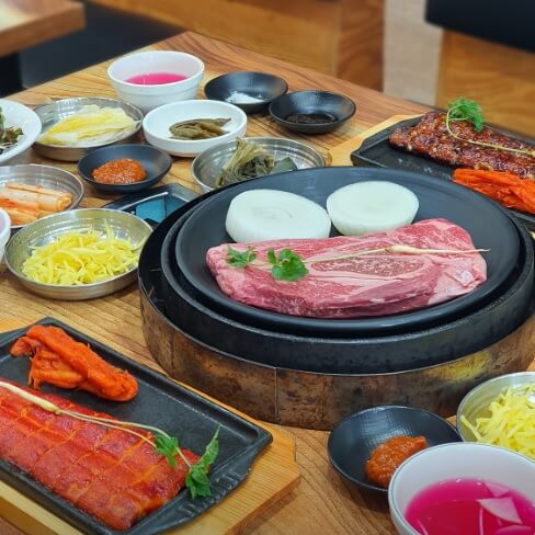 생방송투데이 막 퍼주는 집&amp;#44; 얼만데요? 서울 종로 초저가 육회비빔밥 맛집 반구정 민물장어 점심특선 통근점심 동묘역 맛집