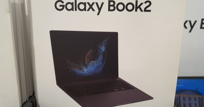 갤럭시북2-박스