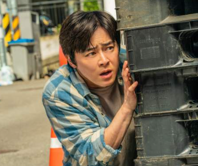 좀비딸 영화 줄거리(출연진, 스포일러 포함)