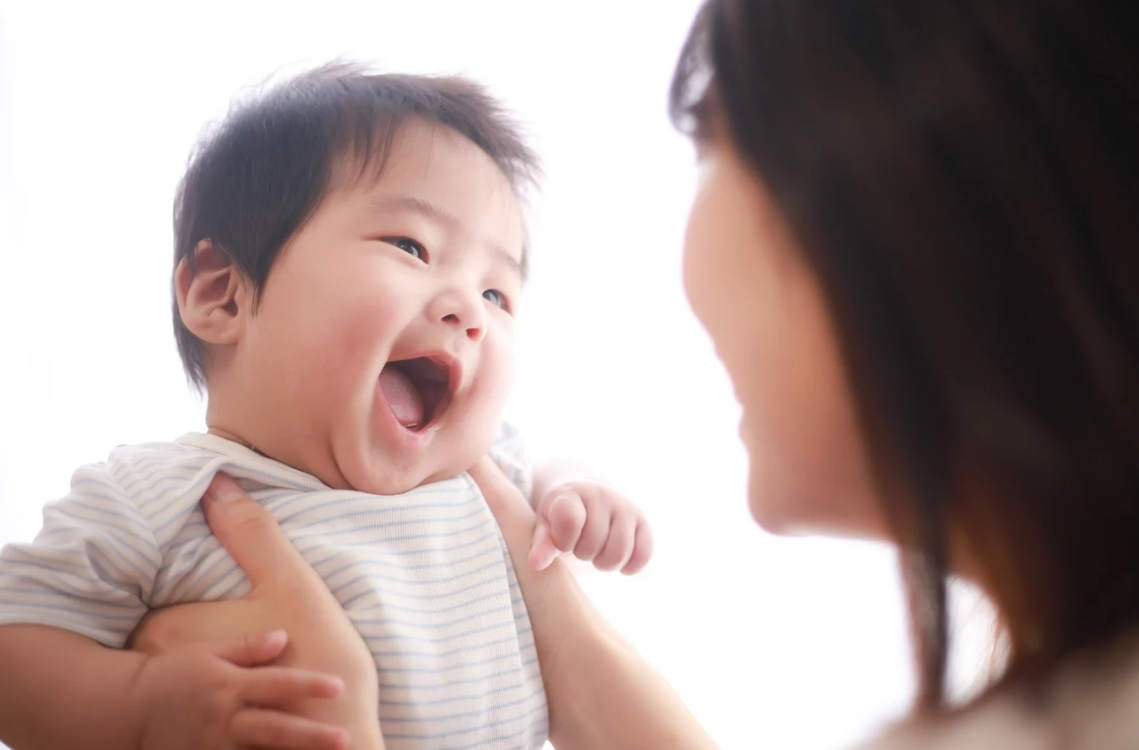 아이의 정서 안정에 도움되는 부모의 상호작용 방법