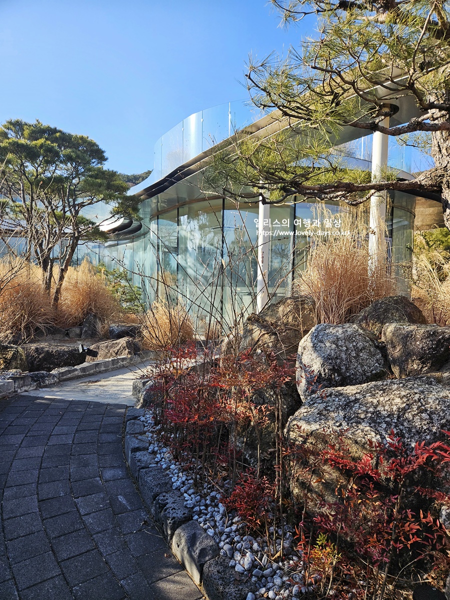 울산 미지의 카페 정원 예약 입장료 메뉴 가격 내부 후기