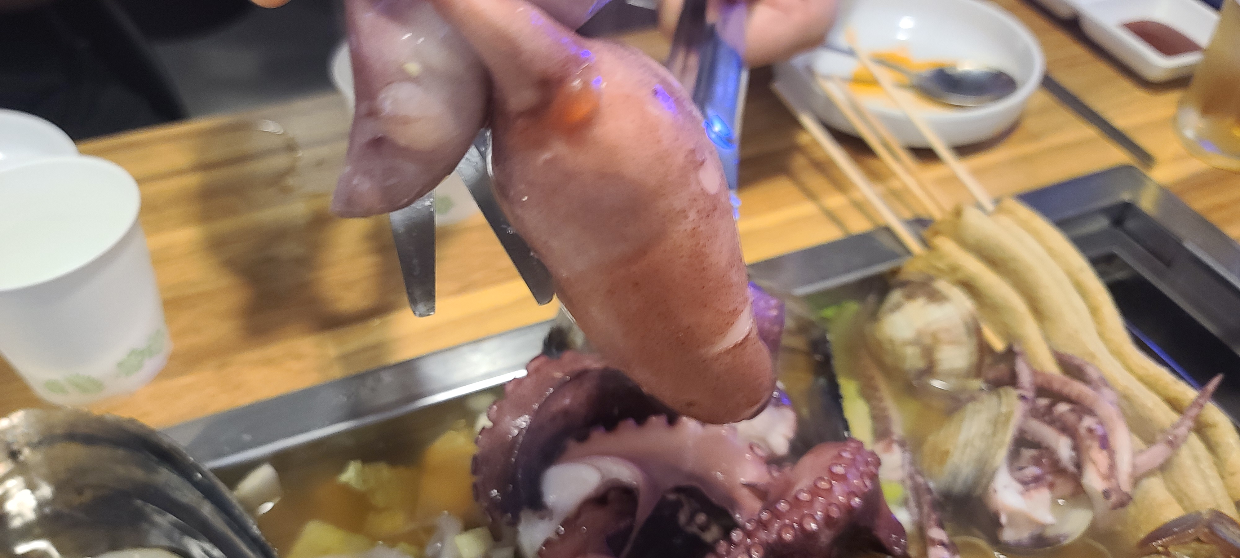 바다수퍼 해물천하 조개구이 성남맛집 단대오거리점 기력보충 시원한내부 바다인테리어 국물조개찜 통문어 통오징어