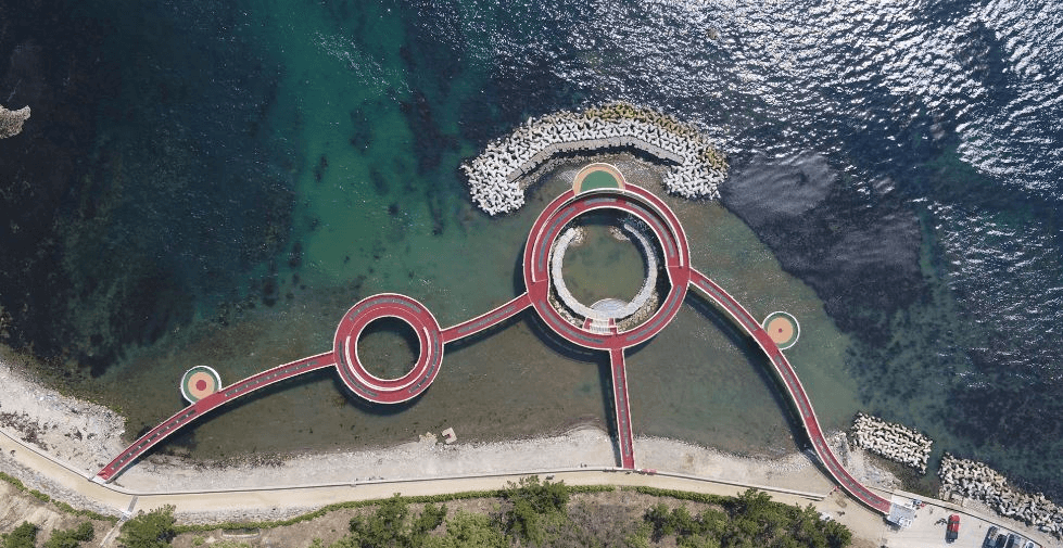 포항의-해변 스카이워크-이미지