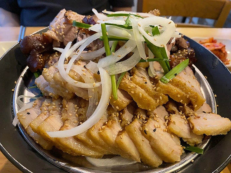 인계동 24시간 족발집 '아강족발'