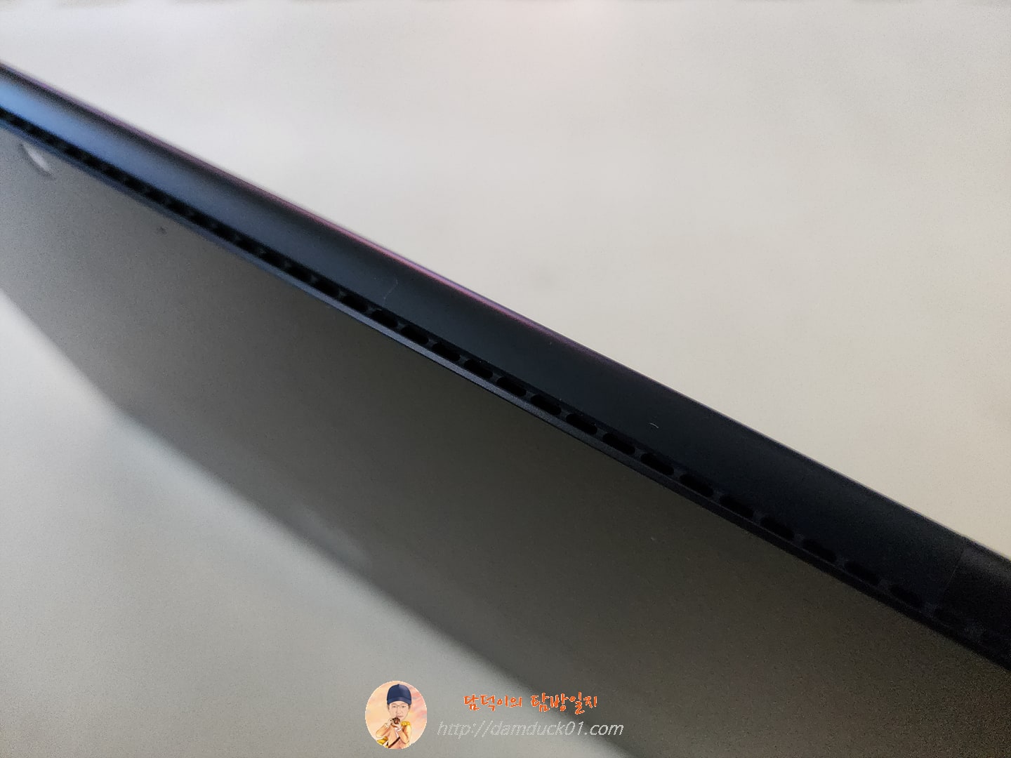 서피스 프로 8 환풍구