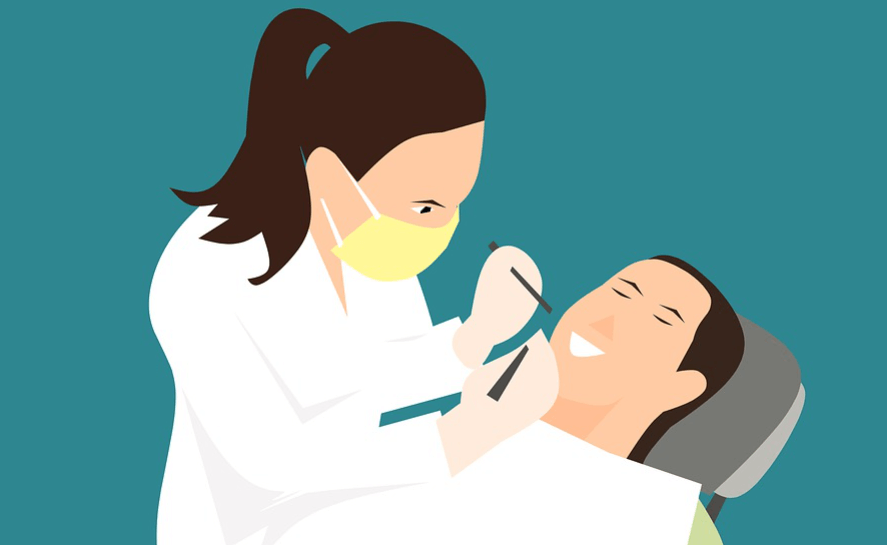 편도결석 제거법으로 치과 치료를 받고 있다