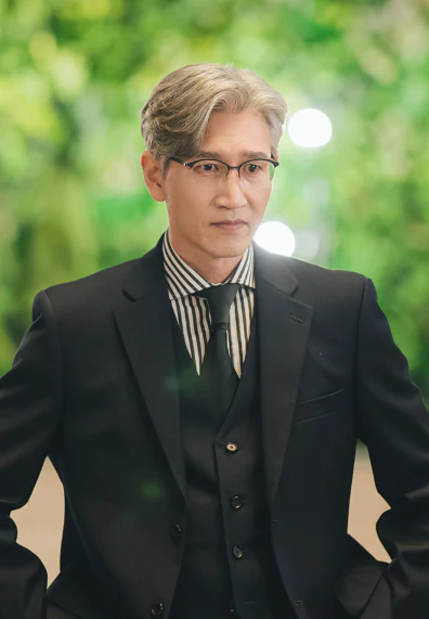 우철용 역의 조승연