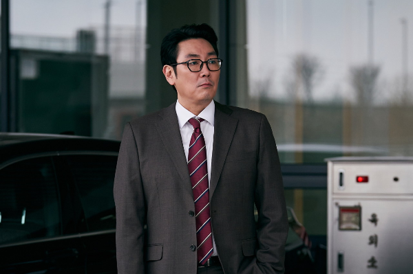 영화-데드맨-김희애-조진웅-스틸컷