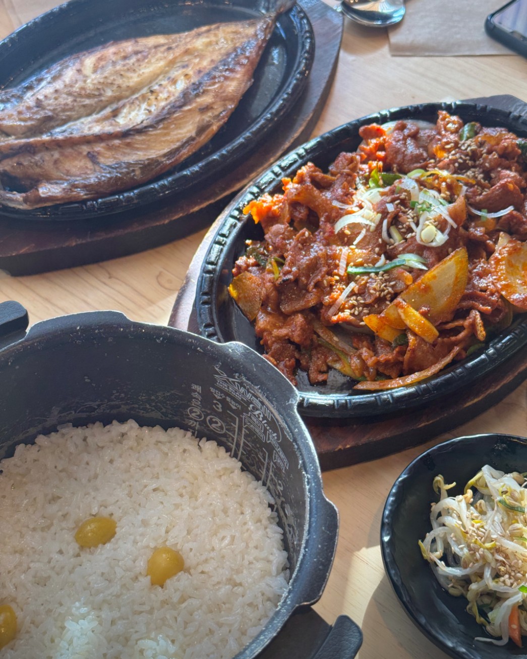 송도 을왕리 꾸덕집 메뉴 이미지