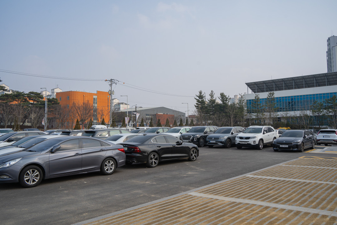 일월 수목원 주차장