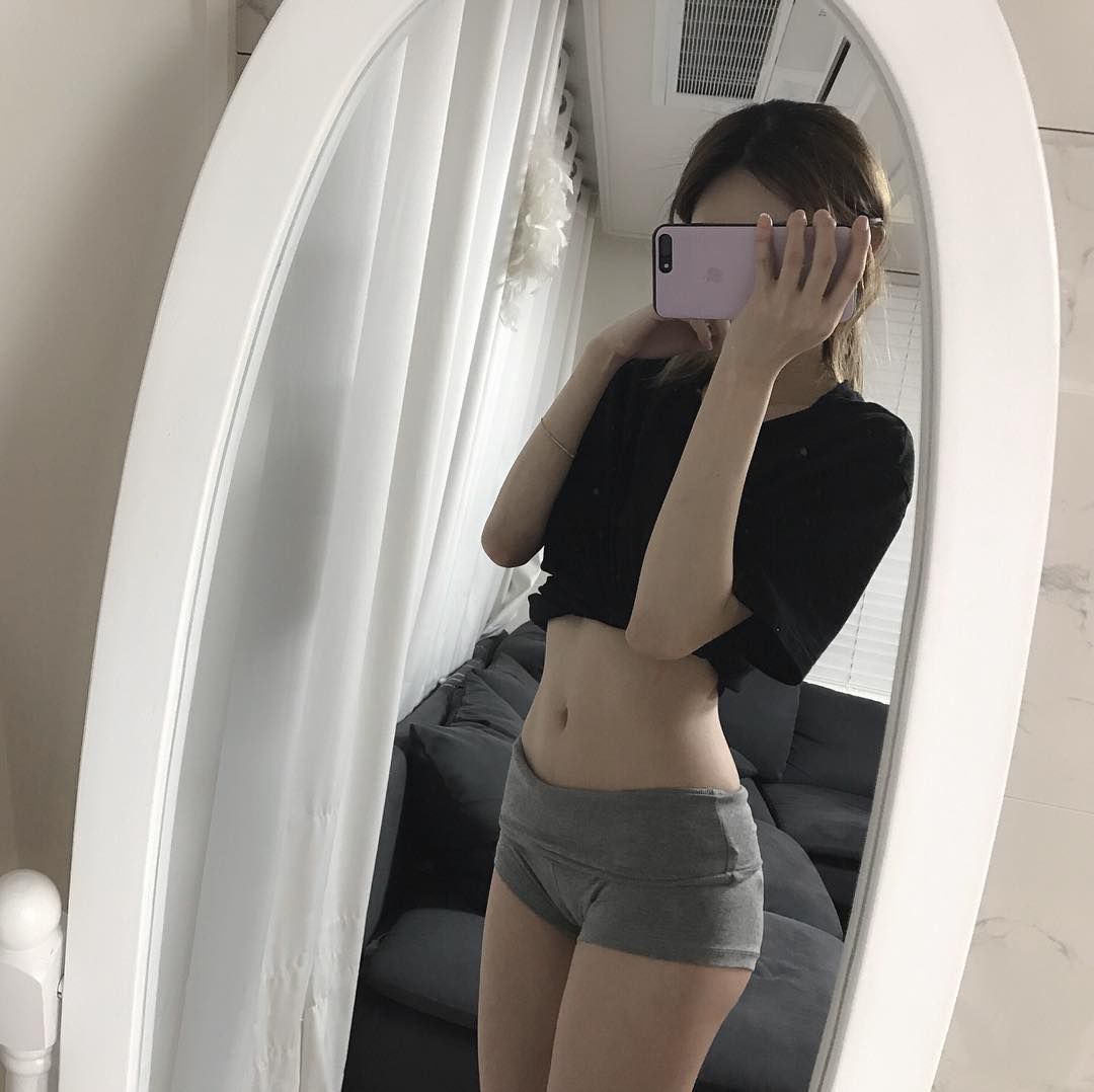 시크한 스타일의 데일리룩 패션스타일 사진 모음 시크한 스타일의 데일리룩 패션스타일 사진 모음