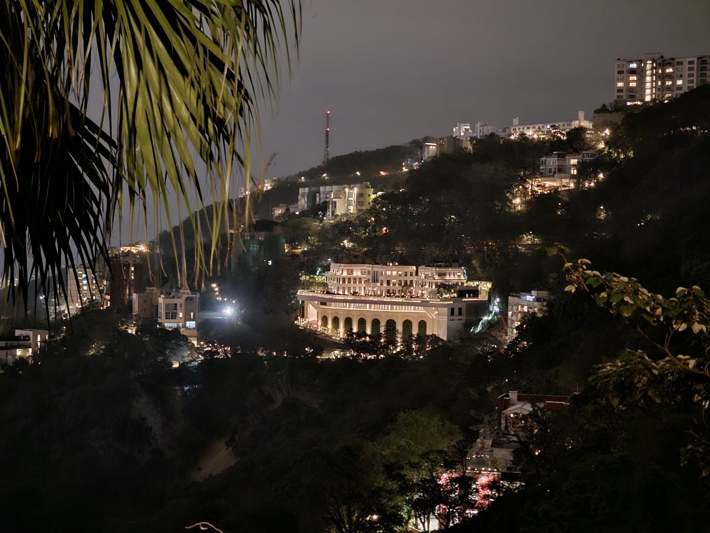 루가드 로드 전망대 (Lugard Road Lookout) 가는 길