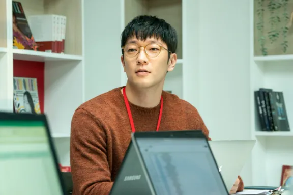 닉네임 직박구리의 박우리(손석구)