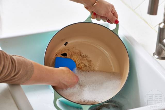 주물냄비 세척 추천,주물냄비 탄자국제거,주물냄비관리