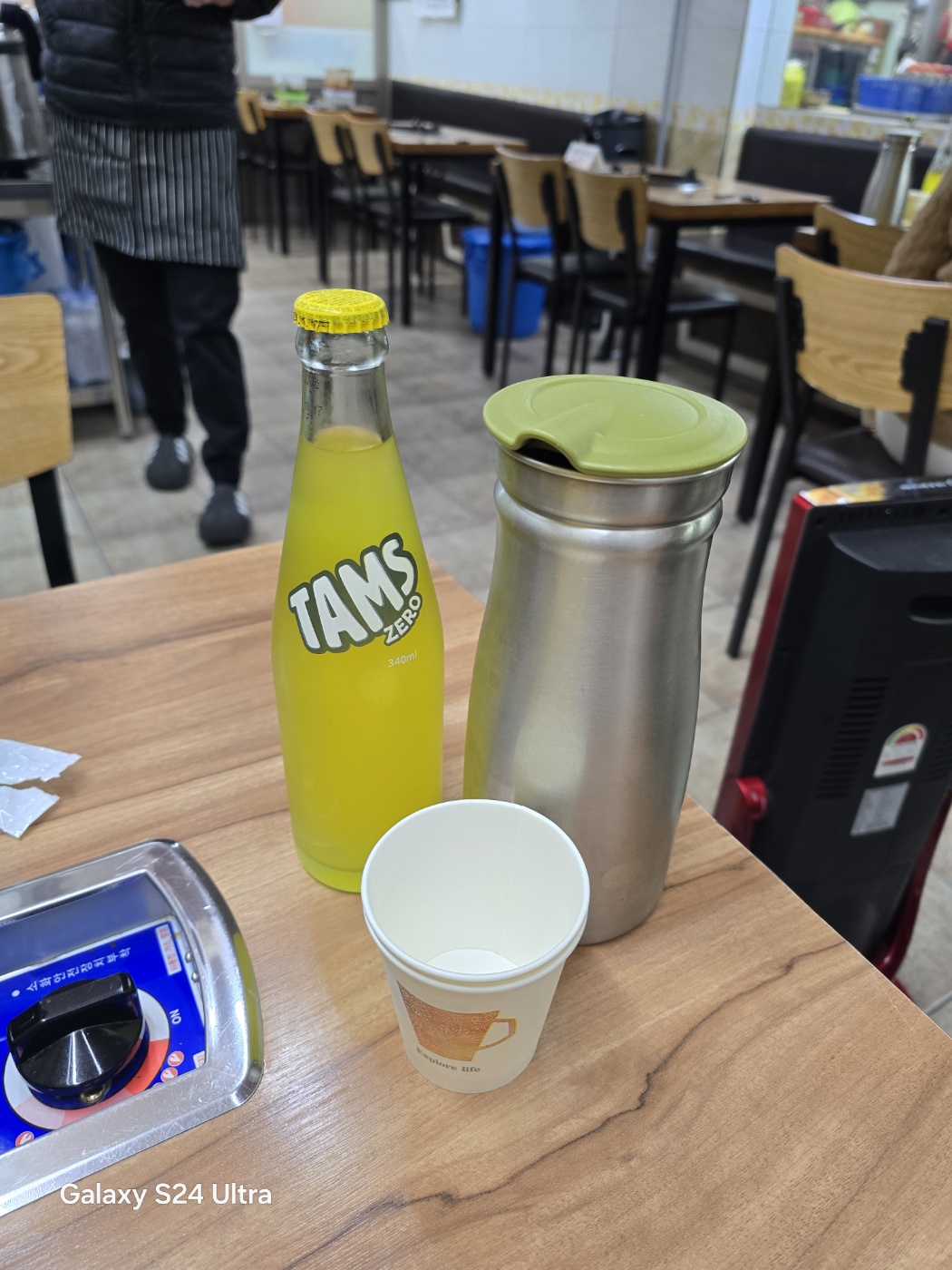 언제나 서비스로 제공되는 탐스 탄산음료