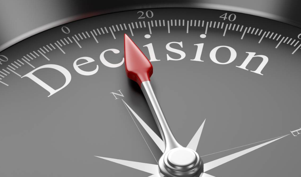 천천히 의사결정 과정을 진행해 보자.