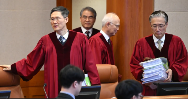 윤석열 대통령 탄핵 심판 관련 사진 