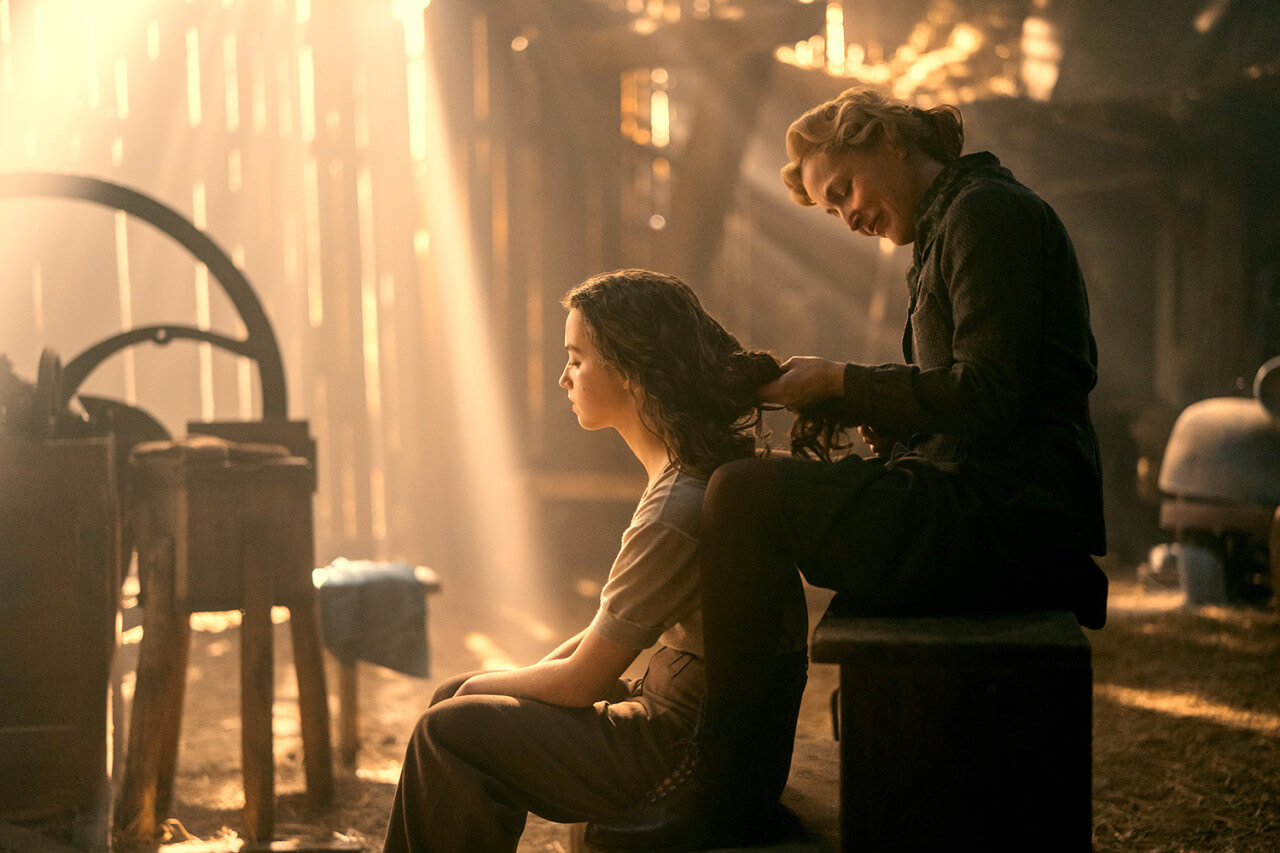 영화 화이트 버드 줄거리 출연진 등장인물 후기