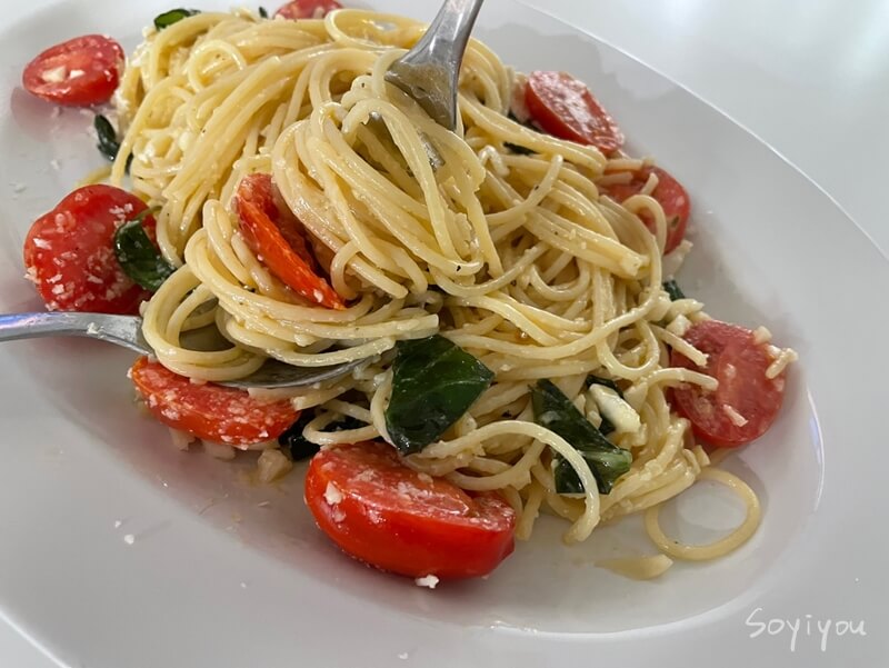 브리치즈-파스타-먹기