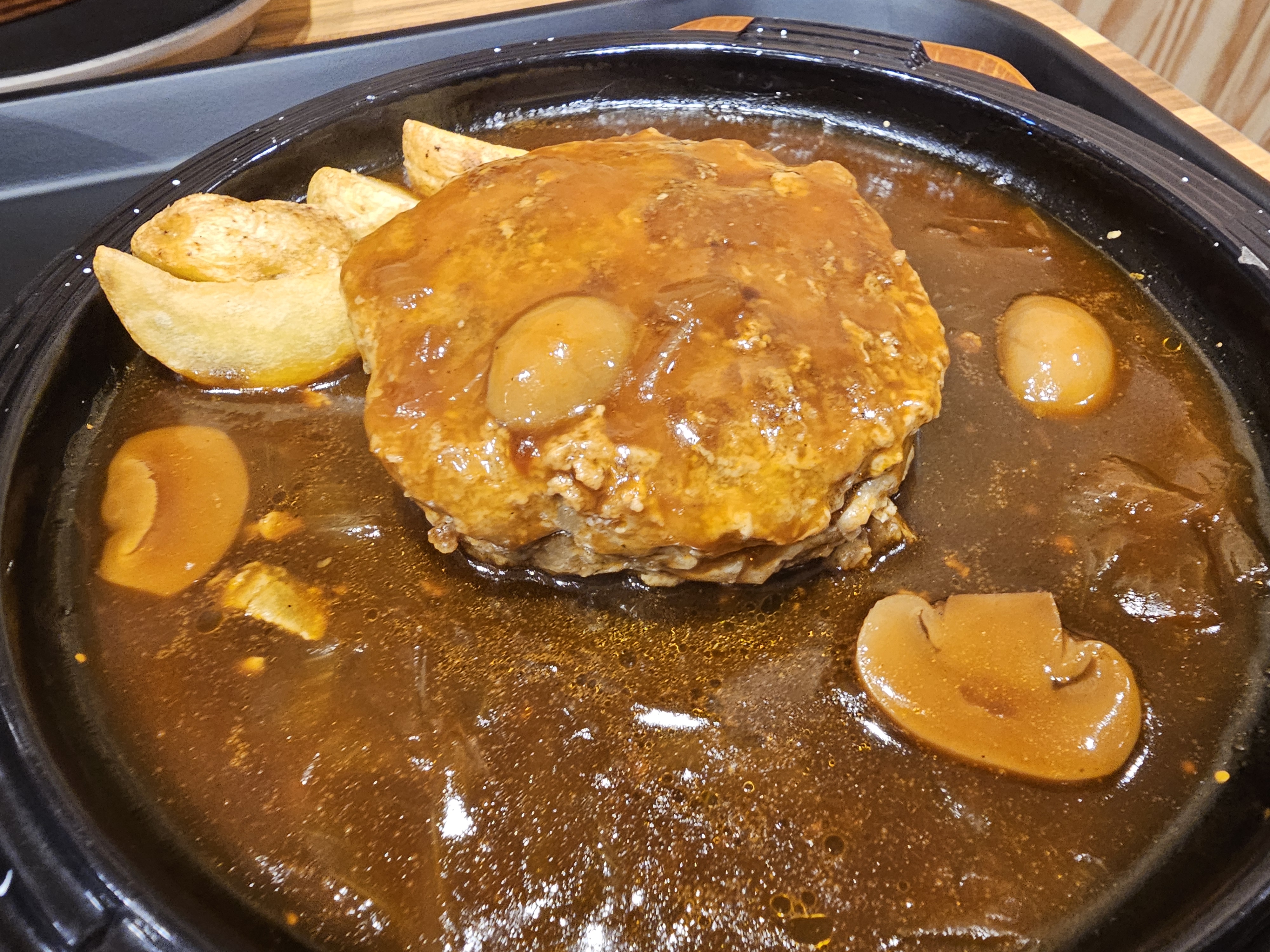 인천_가정동_유씨철판함박_함박스텍1