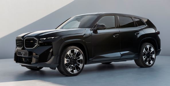 2025 BMW XM