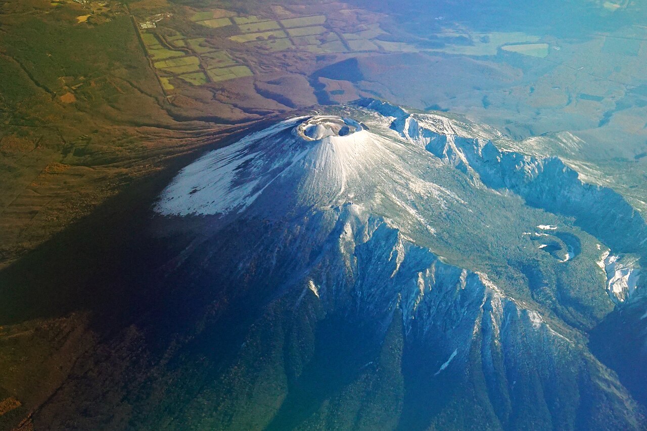 이와테산의 정상을 볼 수 있는 사진