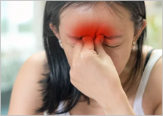 코가 막혀 두통을 호소하는 사람들