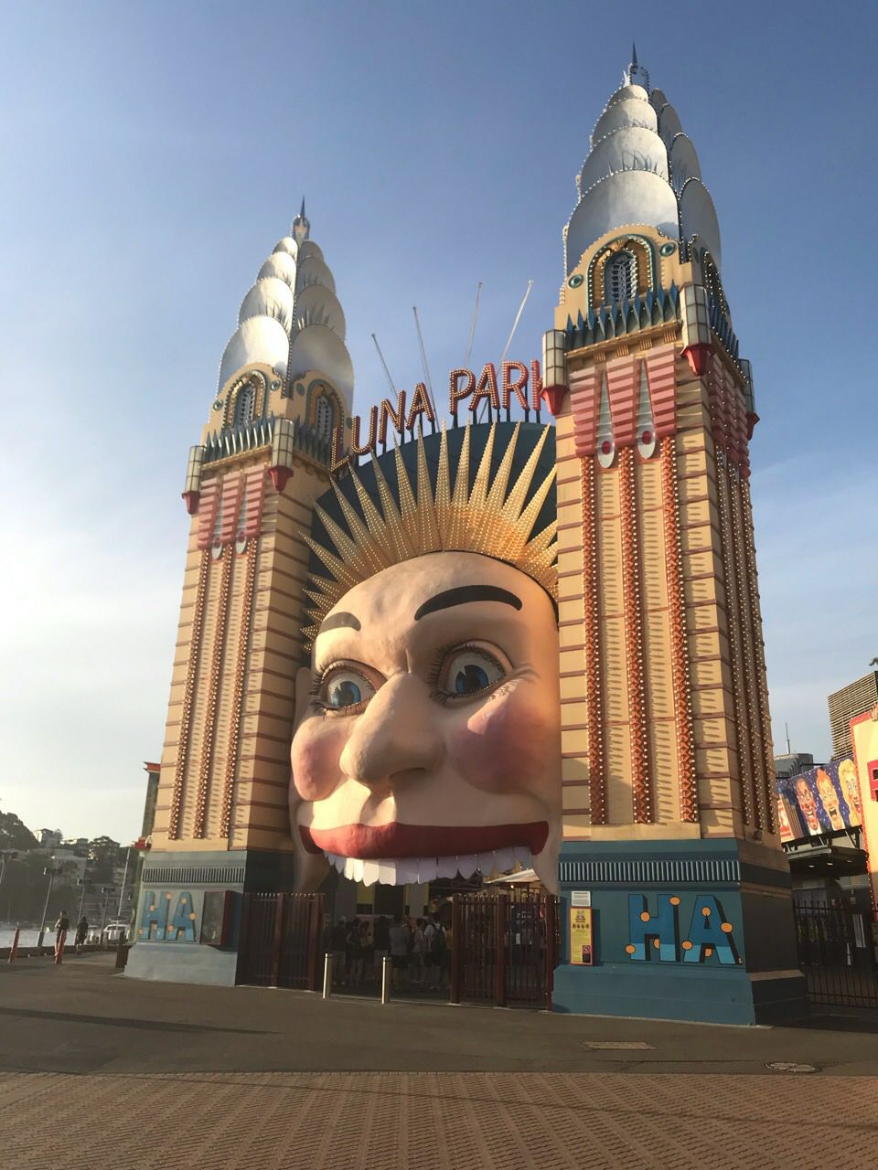  페리를 타고 갈 수 있는 밀슨스포인트에서 바라본 시드니 