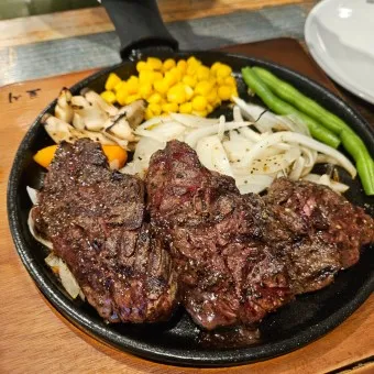 스테이크 굽기정도 소스 시즈닝 맛있게 굽는법_21