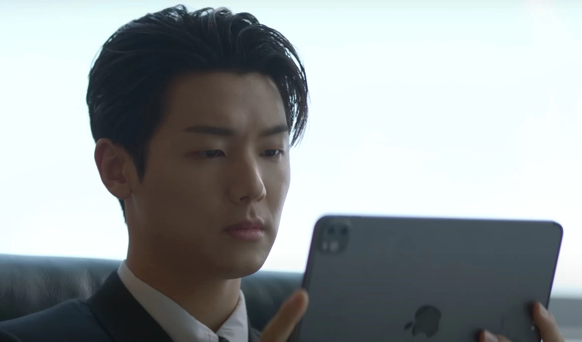 셀러브리티 출연진 등장인물