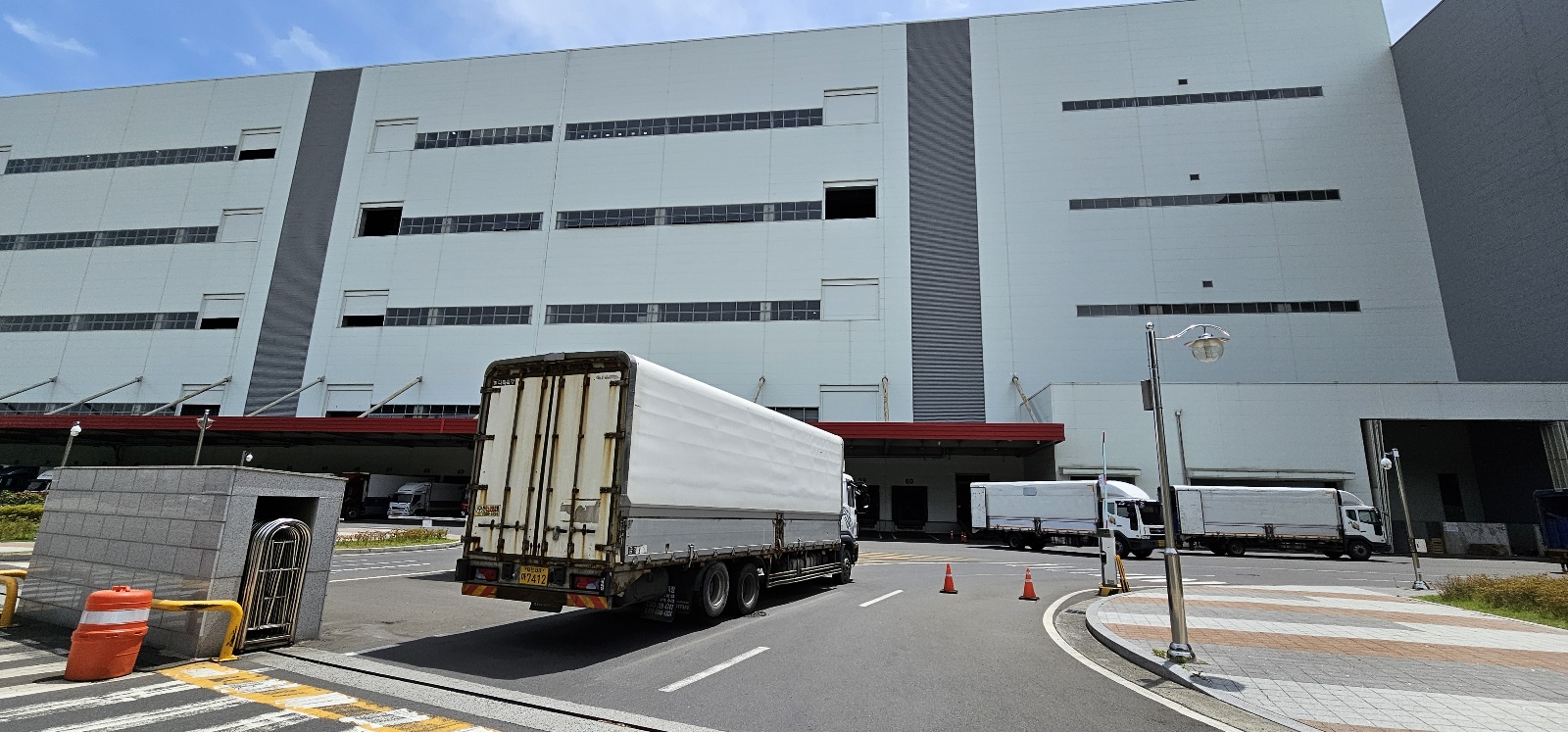 물류센터 다이소