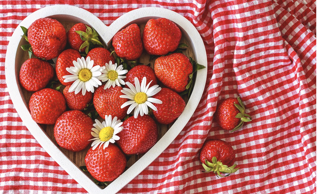 제철 과일을 활용한 건강한 간식 섭취법에 대한 사진