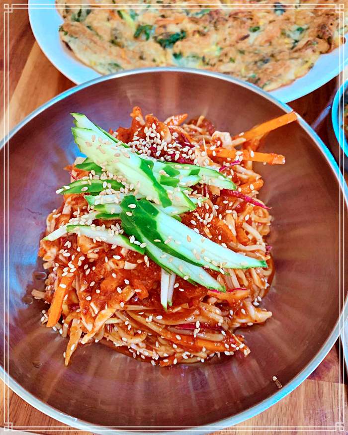 1913 광주 송정역 시장 맛집 70년 전통 자가 제면과 30년 음식 경력 사장님, 잔치국수, 골뱅이비빔국수