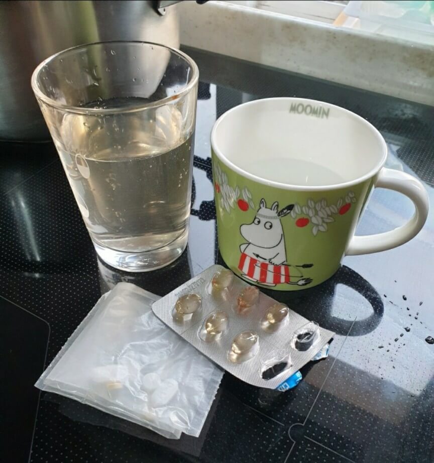 여름 감기에도 약은 꼭 챙겨드시고 특히 물은 많이 많이 드세요.