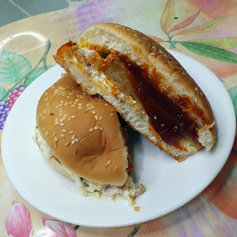 매콤한 소스