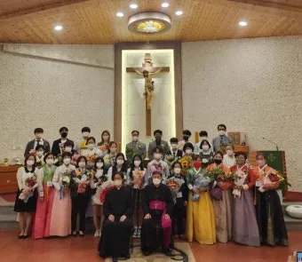 천주교 신앙성장을 위한 견진성사 의미와 2025년 견진성사 일정 안내_19