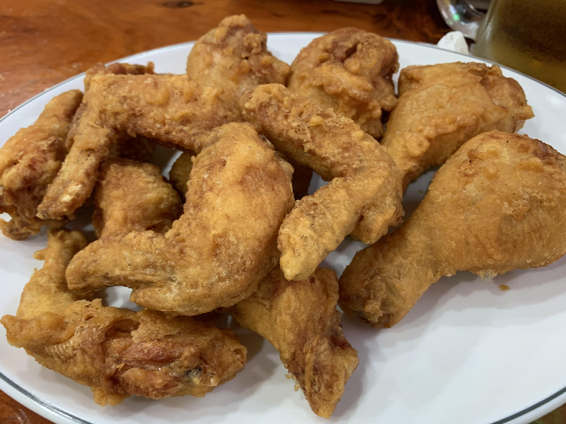 대방동 명동치킨 다리 날개